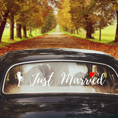 Sticker Autocolant, Flippy, Tematica Nunta, Model Indragostiti, cu Scris Just Married, 50x11.5 cm, Alb