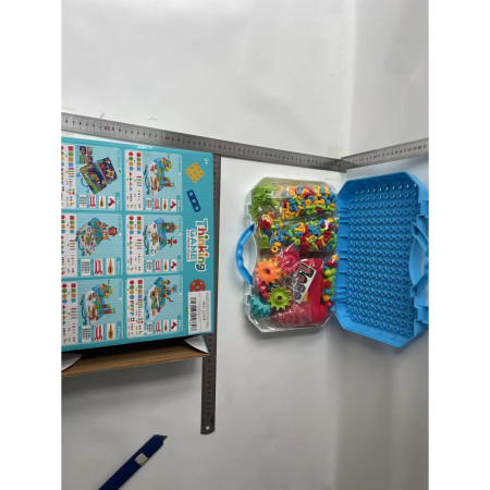 Jucarie Educativa Si Interactiva, Flippy, Set De Constructie Puzzle Din ABS Cu Bormasina Pentru Dezvoltatea Creativitatii Si A Indemanarii 2D si 3D, Valiza, +3, 31x7x25 cm, 338 Piese