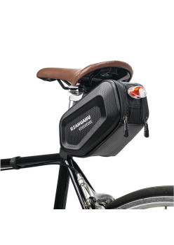 Borseta pentru bicicleta Flippy, Hard Shell, material piele artificiala si carbon, 20x12x11.5 cm, prindere de sa, capacitate 2L, impermeabila, negru