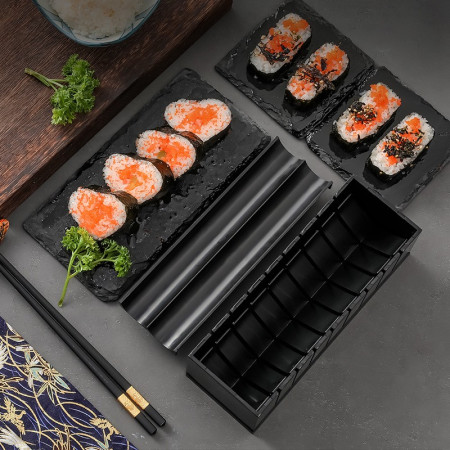 Set ustensile pentru facut sushi Flippy, 10 piese, forma inima inclus, 3 forme clasice, extensibil, finisaj lucios, material ABS, curatare usoara, negru