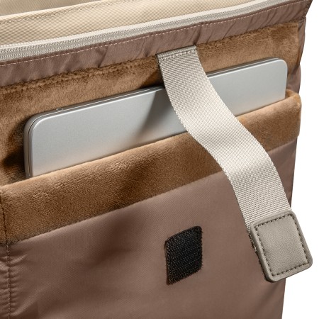 Rucsac pentru Calatorie cu 3 Compartimente, 12l - Tomtoc (T63M1K1) - Sand Brown