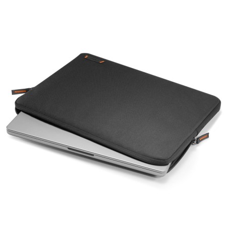 Husa pentru Laptop Maxim 16" - Spigen Basic Pouch - Black